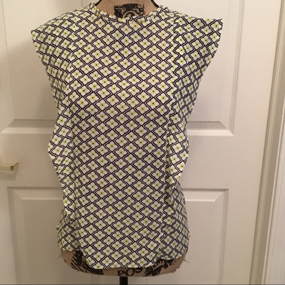 Super Cute Top by Worthington - Picture 2 of 3